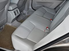 2013款 2.0L 自动 尊贵型