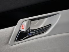 2013款 2.0L 自动 尊贵型