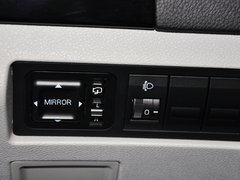 2013款 2.0L 自动 尊贵型