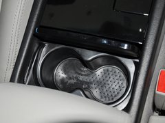 2013款 2.0L 自动 尊贵型