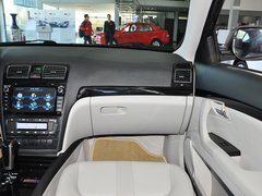 2013款 2.0L 自动 尊贵型