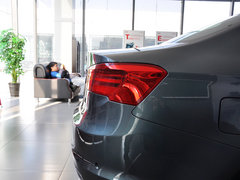 2013款 2.3T 自动 精英版