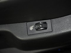 标致3008 2013款 2.0L 自动 潮流版 5座