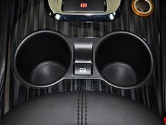 标致3008 2013款 2.0L 自动 潮流版 5座