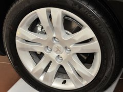 2013款 2.0L 自动 潮流版 5座