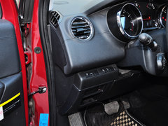 标致3008 2013款 2.0L 自动 潮流版 5座
