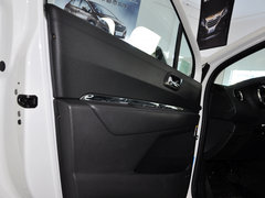 2013款 1.6T 自动 THP潮流版 5座