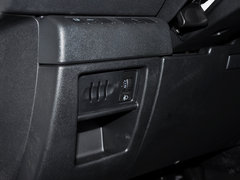 2013款 1.6T 自动 THP潮流版 5座