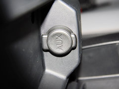 2013款 1.6T 自动 THP罗兰•加洛斯版