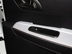 2013款 1.6T 自动 THP罗兰•加洛斯版