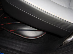 2013款 1.6T 自动 THP罗兰•加洛斯版