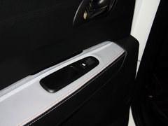 2013款 1.6T 自动 THP罗兰•加洛斯版