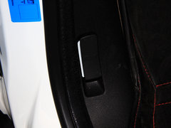 2013款 1.6T 自动 THP罗兰•加洛斯版