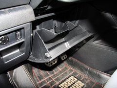 2013款 1.6T 自动 THP罗兰•加洛斯版