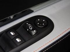 2013款 1.6T 自动 THP罗兰•加洛斯版