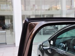 2013款 1.6T 自动 THP罗兰•加洛斯版
