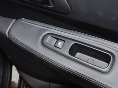 2013款 1.6T 自动 THP罗兰•加洛斯版
