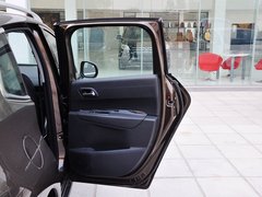 2013款 1.6T 自动 THP罗兰•加洛斯版