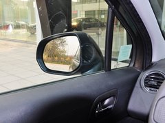 2013款 1.6T 自动 THP罗兰•加洛斯版
