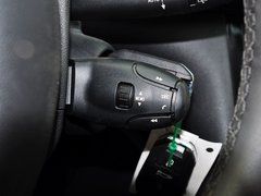 标致3008 2013款 1.6T 自动 THP罗兰•加洛斯版