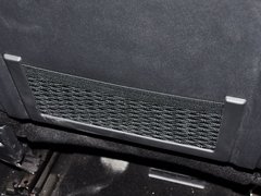 标致3008 2013款 1.6T 自动 THP罗兰•加洛斯版