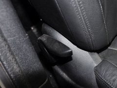 标致3008 2013款 1.6T 自动 THP罗兰•加洛斯版