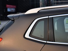2013款 1.6T 自动 THP罗兰•加洛斯版