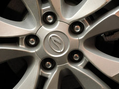 2013款 2.0T 手动 两驱创享版 5座