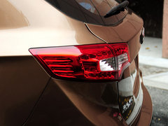 2013款 2.0T 手动 两驱创享版 5座