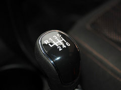 2013款 2.0T 手动 两驱创享版 5座