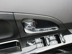 陆风X5 2013款 2.0T 手动 两驱创领版 5座