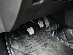 2013款 2.0T 手动 两驱创领版 5座