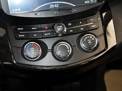 2013款 2.0T 手动 两驱创领版 5座