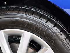 2013款 200h 1.8 CVT 精英版