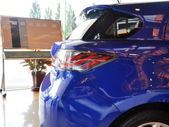 2013款 200h 1.8 CVT 精英版