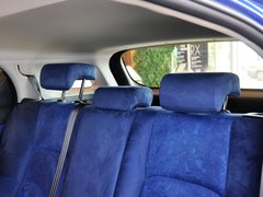 2013款 200h 1.8 CVT 精英版