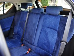 2013款 200h 1.8 CVT 精英版