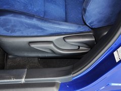 2013款 200h 1.8 CVT 精英版