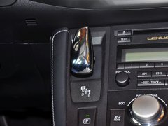 2013款 200h 1.8 CVT 精英版