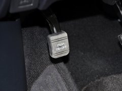 2013款 200h 1.8 CVT 精英版