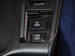 2013款 200h 1.8 CVT 精英版