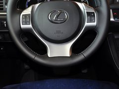 2013款 200h 1.8 CVT 精英版