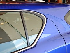 2013款 200h 1.8 CVT 精英版