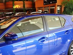 2013款 200h 1.8 CVT 精英版