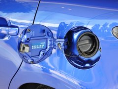2013款 200h 1.8 CVT 精英版