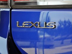 2013款 200h 1.8 CVT 精英版