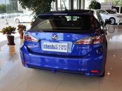 2013款 200h 1.8 CVT 精英版