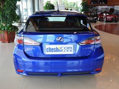2013款 200h 1.8 CVT 精英版