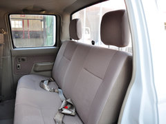 2013款 2.4L 手动 四驱标准型