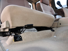 2013款 2.4L 手动 四驱标准型